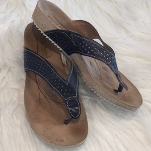 Josef Seibel flip flops